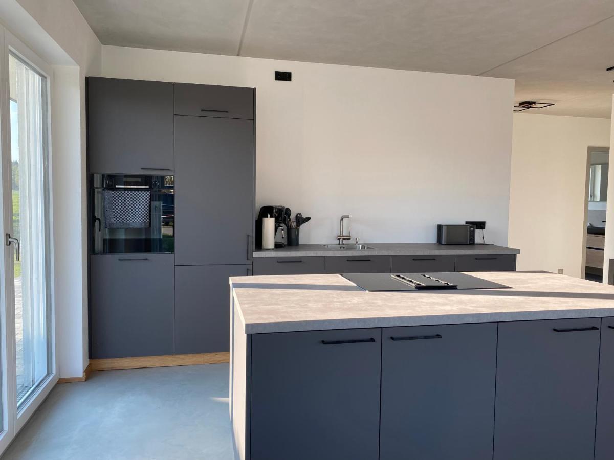 Neubau Gruener Wolpertinger Designwhg 106Qm Barrierefrei Lägenhet Breitbrunn am Chiemsee Exteriör bild
