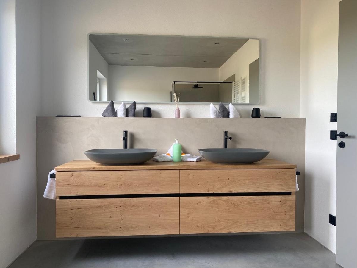 Neubau Gruener Wolpertinger Designwhg 106Qm Barrierefrei Lägenhet Breitbrunn am Chiemsee Exteriör bild